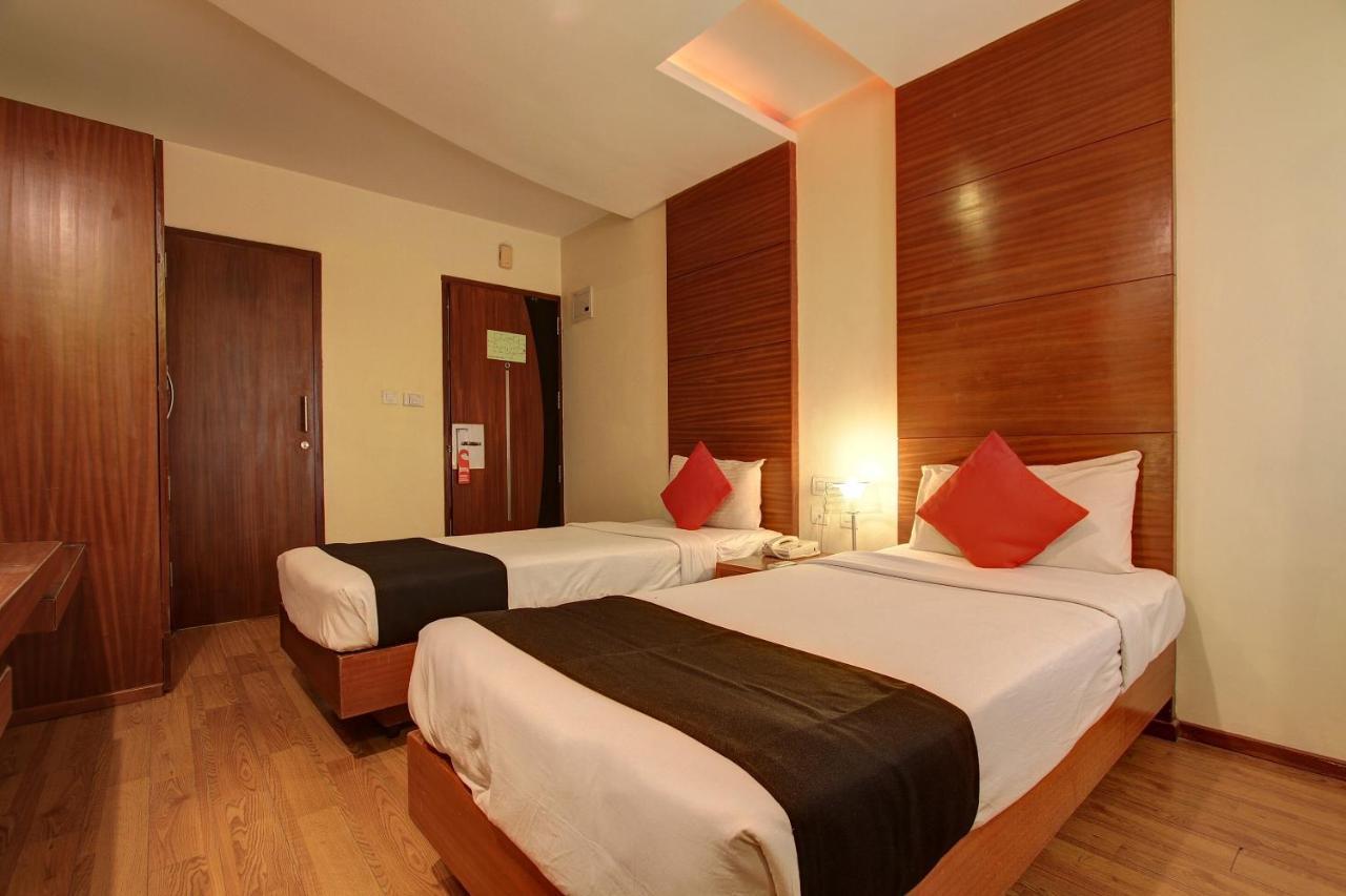 Collection O 29684 Hotel Vikram Palace & Restaurant Dayal Bagh Стая снимка